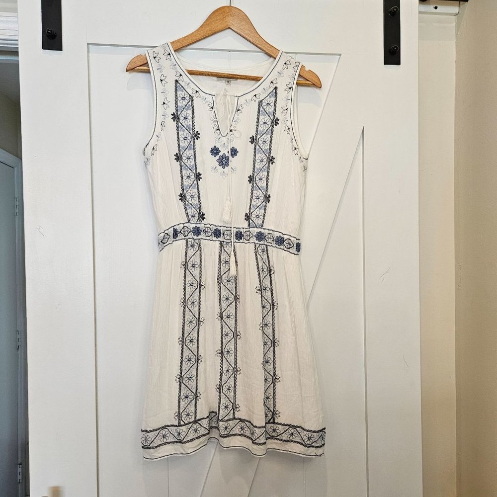 Max Studio Boho Mini Dress, Ivory with Blue Floral Embroidery, Size Medium